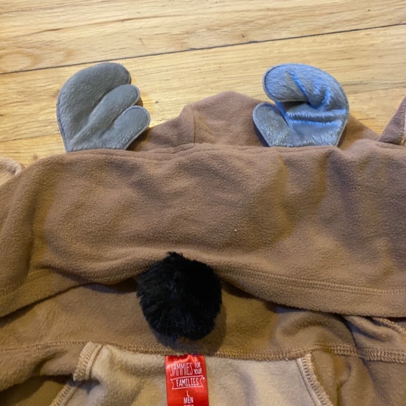 Christmas Reindeer zip up pajamas - Picture 2 of 10